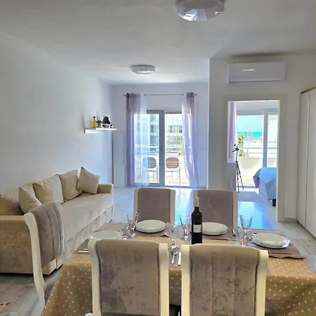 Spacious Coastal In Durres Appartement Golem (Tirana)